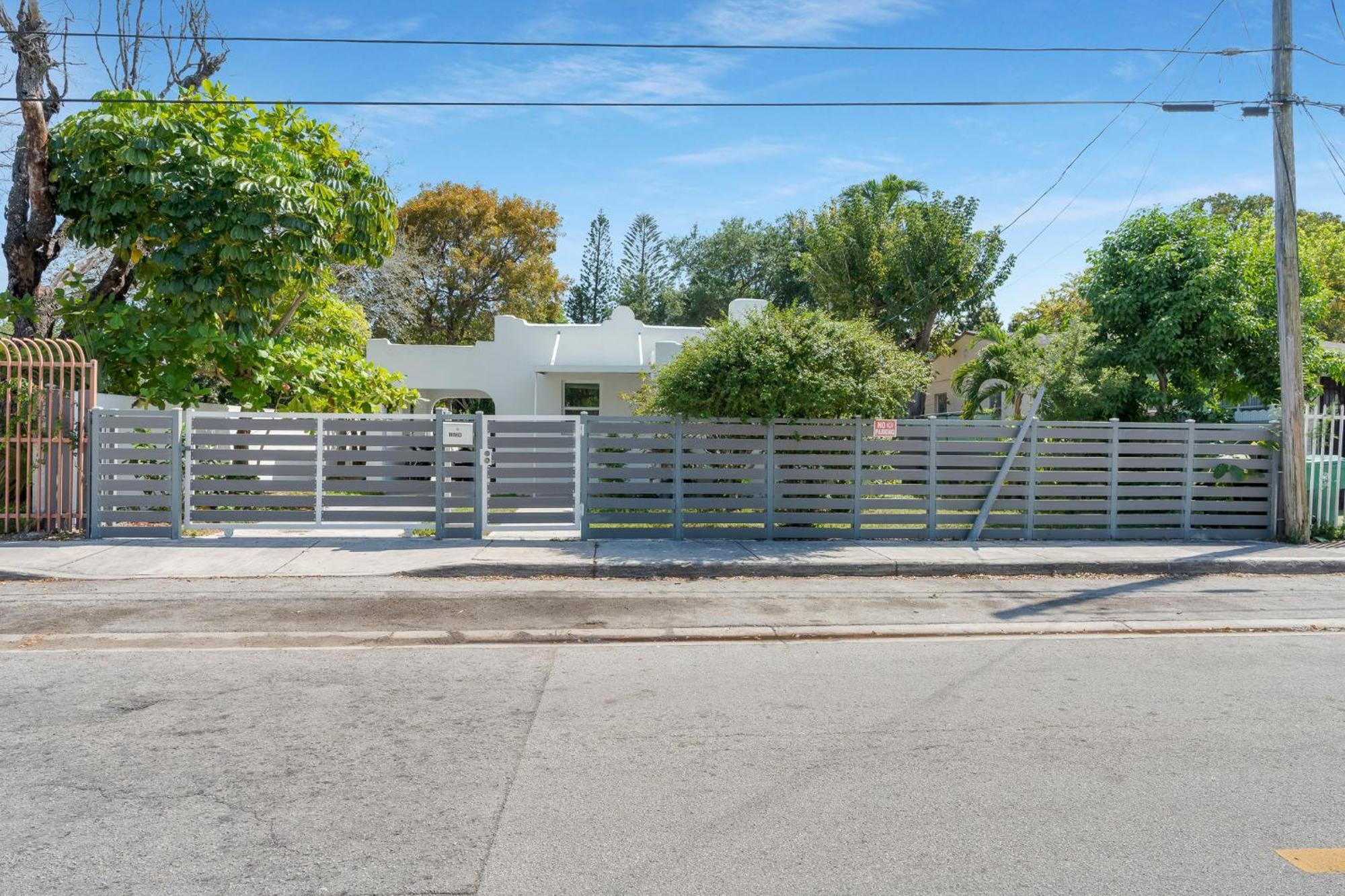 Apartment Stylish Near Wynwood & Design District *